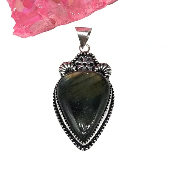 Labradorite Necklace Pendant 925 Sterling Silver Overlay - Picture 2 of 6
